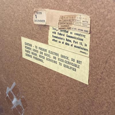 LOT 60: Vintage Magnavox Astro Sonic Solid State Stereo High Fidelity