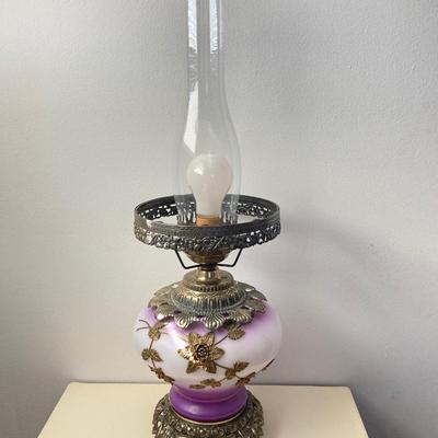 LOT 70: Stunning Vintage Gone with the Wind Hurricane Lamp