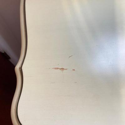 LOT 72: Vintage Bassett Furniture Industries, Inc. Five Piece Deauville White Provincial Bedroom Set