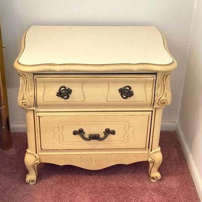 LOT 72: Vintage Bassett Furniture Industries, Inc. Five Piece Deauville White Provincial Bedroom Set