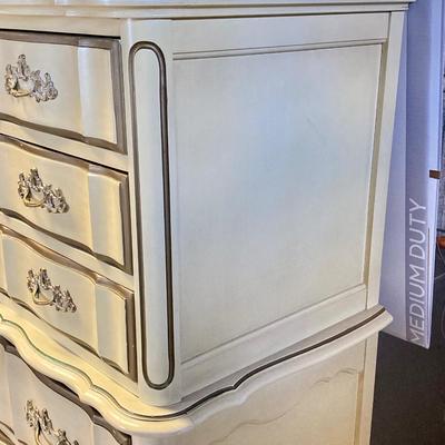 LOT 72: Vintage Bassett Furniture Industries, Inc. Five Piece Deauville White Provincial Bedroom Set