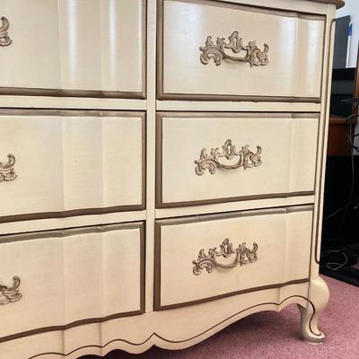 LOT 72: Vintage Bassett Furniture Industries, Inc. Five Piece Deauville White Provincial Bedroom Set
