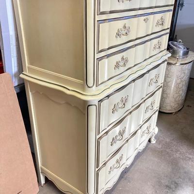LOT 72: Vintage Bassett Furniture Industries, Inc. Five Piece Deauville White Provincial Bedroom Set