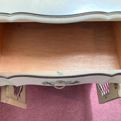 LOT 72: Vintage Bassett Furniture Industries, Inc. Five Piece Deauville White Provincial Bedroom Set