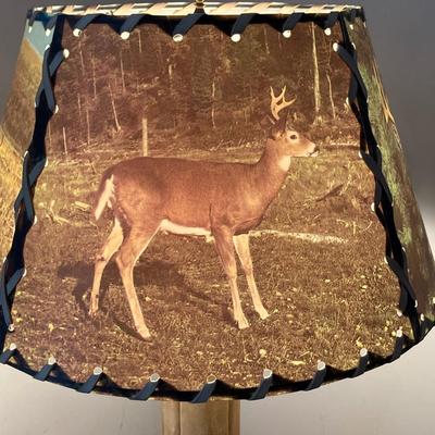 LOT 75: Vintage Deer Hoof / Leg Table Lamp