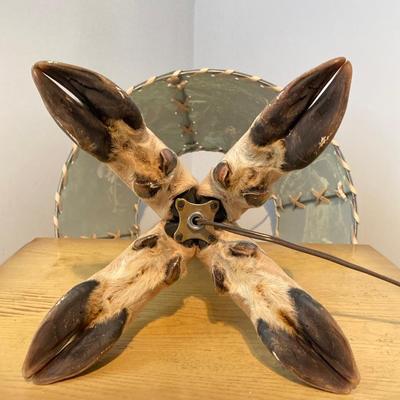 LOT 75: Vintage Deer Hoof / Leg Table Lamp