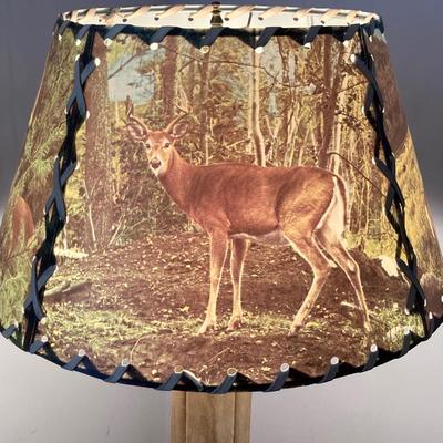 LOT 75: Vintage Deer Hoof / Leg Table Lamp