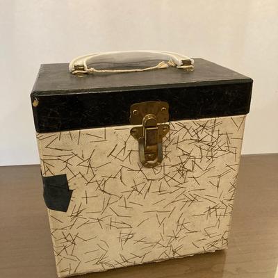 LOT 78: Vintage Vinyl - Albums, Record Holder and 45s (Frank Sinatra, Beatles, Rolling Stones and More