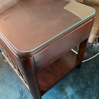 LOT 79: Wooden Side Table with Table Lamp