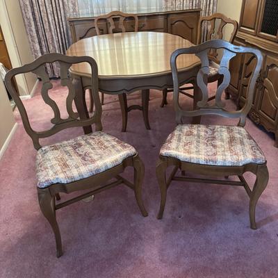 LOT 87: Vintage Dining Room Set: Table w/6 Chairs China Cabinet & Buffet/Server