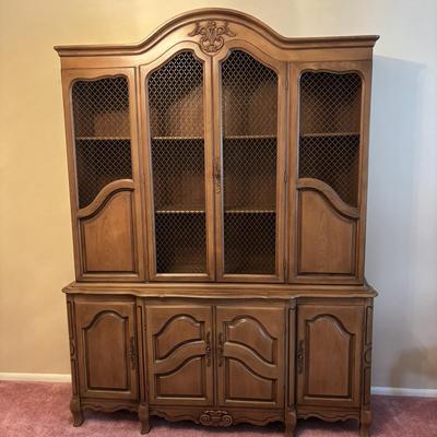 LOT 87: Vintage Dining Room Set: Table w/6 Chairs China Cabinet & Buffet/Server