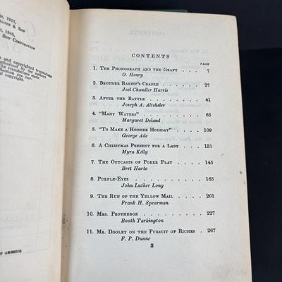 LOT 89: Vintage F.F. Collier & Sons "Greatest Short Stories" Books Vol 1-5