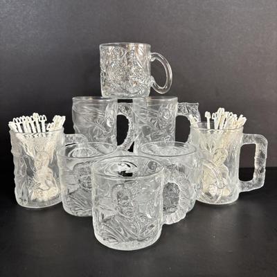 LOT 101: Vintage McDonalds DC Batman Forever 3D Mugs (2-complete sets) & McDonalds McSpoon Coffee Stirrer/Spoon Swizzle Stick