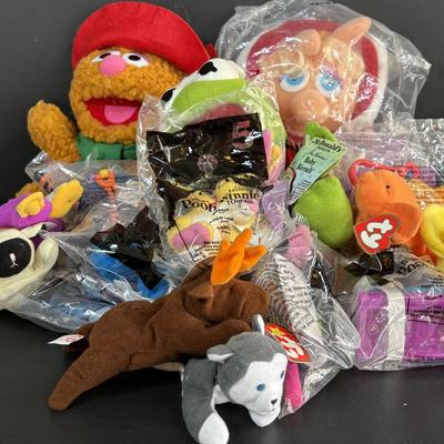 LOT 104: McDonalds 1988 Muppet Babies Fozzie Bear, Miss Piggy, Kermit Plushes, NIP Happy Meal Winnie the Pooh Toys 1-8 and More