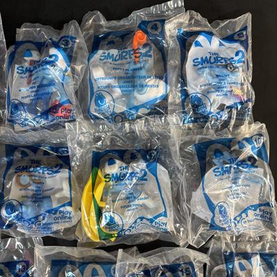 LOT 105 New in Package McDonalds Smurfs 2 Happy Meal Toys: Complete Set of 16