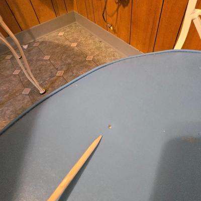 LOT 109: MCM Kitchen Table w/4 Chairs