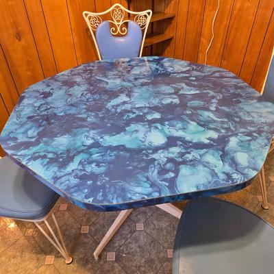 LOT 109: MCM Kitchen Table w/4 Chairs