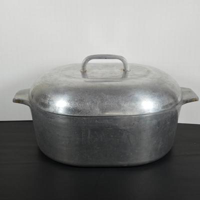 LOT 110: Vintage Magnalite Aluminum Classic Oval Roaster & Vintage Aluminum Saucepan w/Lid