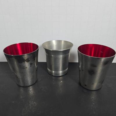 LOT 112: Crystal Wine Decanter, Vintage 1950s Pennsylvania Railroad GG1 Roly Poly Glasses, Schmitt Sohne Liqueur Glasses, Lo Ball...