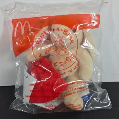 LOT 116: Complete Set of McDonald's Charities TY BEANIES, Incomplete Sets of POLLY POCKET, STRAWBERRY SHORTCAKE, BUILD-A-BEAR, &...