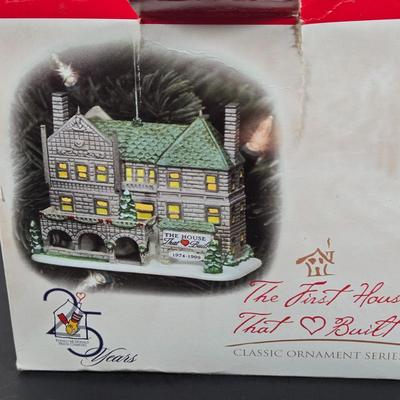 LOT 129: "SANTA'S MERRY MCNUGGETS ORNAMENTS" ,TINY TIM & Small Dept. 56 Ornaments, and Dept. 56 1999 "THE FIRST...