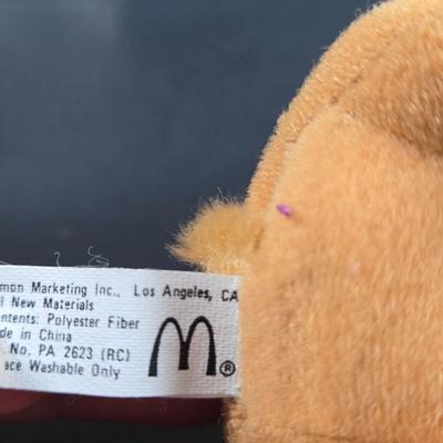 LOT 130: McDonald's OLIVER & COMPANY, CINDERELLA'S MICE, & RESCUERS DOWN UNDER Ornaments & Disney Tins