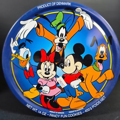 LOT 130: McDonald's OLIVER & COMPANY, CINDERELLA'S MICE, & RESCUERS DOWN UNDER Ornaments & Disney Tins