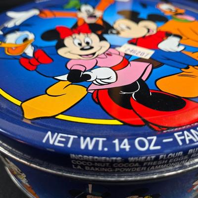 LOT 130: McDonald's OLIVER & COMPANY, CINDERELLA'S MICE, & RESCUERS DOWN UNDER Ornaments & Disney Tins