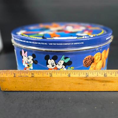 LOT 130: McDonald's OLIVER & COMPANY, CINDERELLA'S MICE, & RESCUERS DOWN UNDER Ornaments & Disney Tins