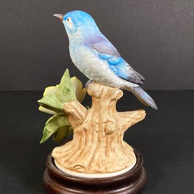 LOT 163: Collection of Andrea / Andrea by Sadek Porcelain Bird Figurines