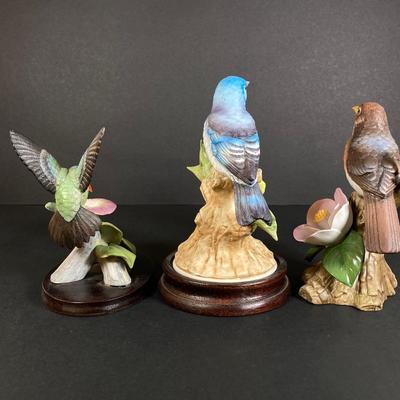 LOT 163: Collection of Andrea / Andrea by Sadek Porcelain Bird Figurines