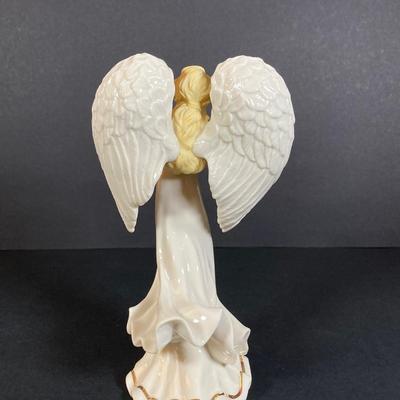 LOT 164: Lenox Collection - "Peace Be With You", "Bath Time Buddies", Bowls and Ornament