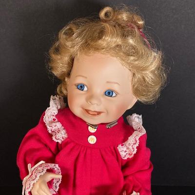 LOT 166: McMemories "Sharing a Good Time" Doll with Certificate of Authenticity with Collection of Seven McDonald's Happy...