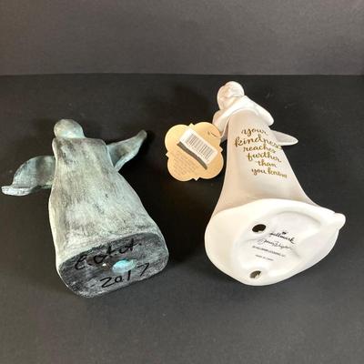 LOT 175: Collection of Vintage Angels - Lighted, Musical and More