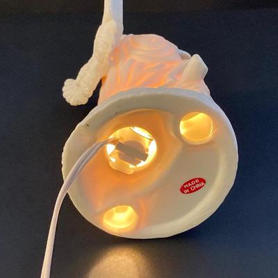 LOT 175: Collection of Vintage Angels - Lighted, Musical and More