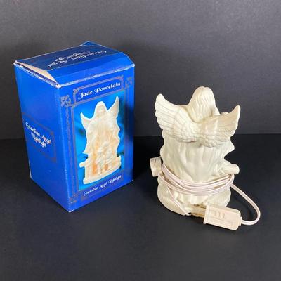 LOT 175: Collection of Vintage Angels - Lighted, Musical and More