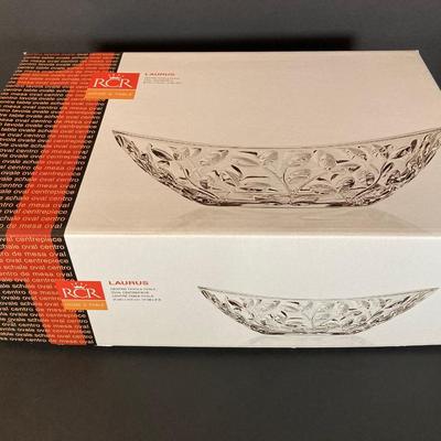 LOT 179: RCR Crystal Italy Entertaining Collection - Vase, Jug, Centerpiece and Bowl