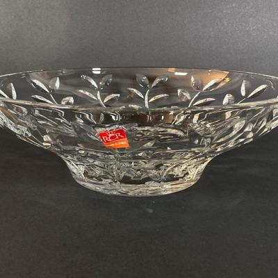 LOT 179: RCR Crystal Italy Entertaining Collection - Vase, Jug, Centerpiece and Bowl