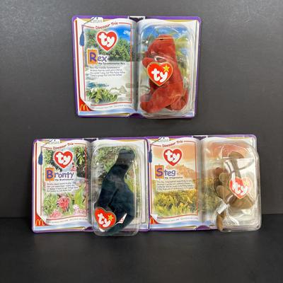 LOT 190: New in Package McDonald's Happy Meal Toys Moshi Monsters Complete Set of 8 and 2000 TY Teenie Beanie Complete Set of 11