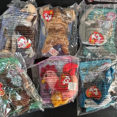 LOT 191: NIP McDonalds Happy Meal Toys: 1999 Ty Teenie Beanie Babies 1-12, Kim Possible & Others