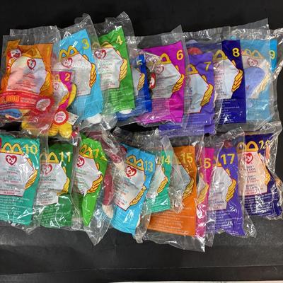 LOT 193: McDonalds NIP Happy Meal Toys: 2012 Power Ranger Super Samuri Complete Set 1-8 & 2000 Ty Teenie Beanies Complete Set 1-18