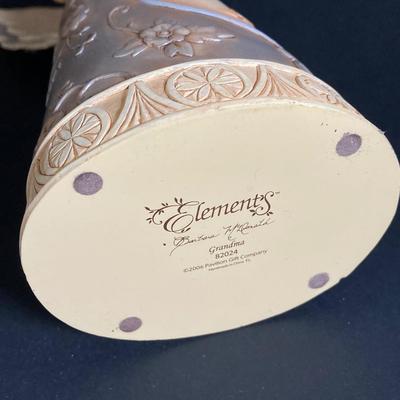 LOT 199: Family / Grandma Home Decor - Elements' "Grandma" by Barbara McDonald Figurine, Yankee / The White Barn Candle Co...