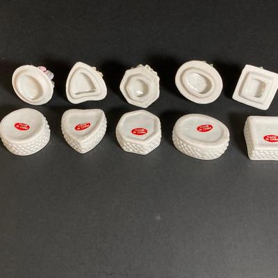 LOT 201: Lefton Floral Serving Plate, Vintage Blue Bird / Parakeet Bird Figurines, Art Vannes France Bowl, Rosella Pink Double Bowl and...