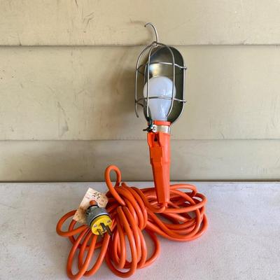 LOT 209: Work Lights and Extension Power Cords