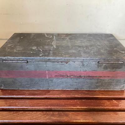 LOT 217: Vintage / Antique Tools - Metal Stamping, Wiss Shears / Cutters, Pexto / Kraeuter Rivet Burr Tools, Copper Chains, Molding Plane...