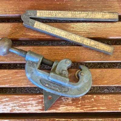 LOT 217: Vintage / Antique Tools - Metal Stamping, Wiss Shears / Cutters, Pexto / Kraeuter Rivet Burr Tools, Copper Chains, Molding Plane...