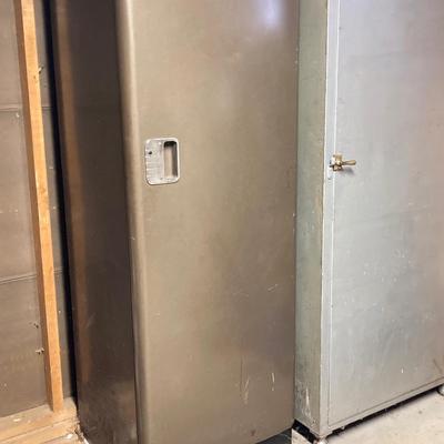LOT 222: Evans Brand Metal Storage Cabinet