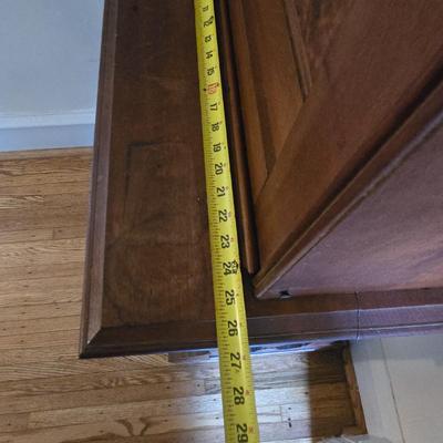 LOT 4X: Secretary Desk With Storage Inside