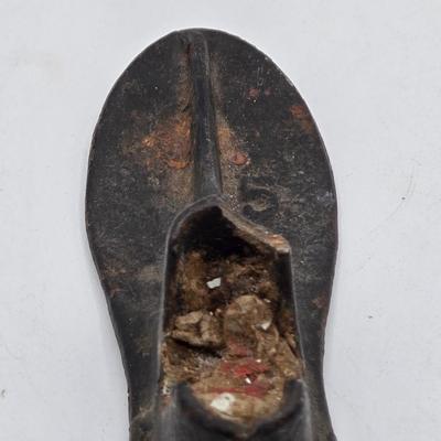 LOT 6X: Vintage Black Cast Iron Crescent Stove Salesman Sample and Antique Shoe Last for Cobbler Stand Cast Iron Child Size 5