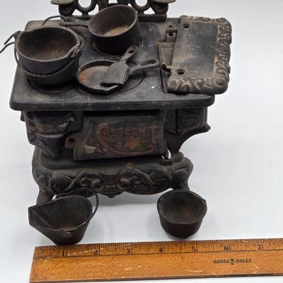 LOT 6X: Vintage Black Cast Iron Crescent Stove Salesman Sample and Antique Shoe Last for Cobbler Stand Cast Iron Child Size 5